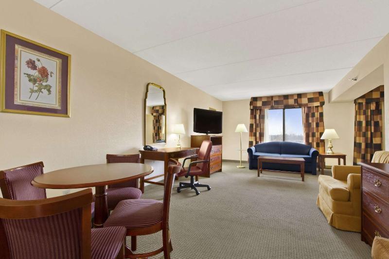 Holiday Inn Cleveland By Ihg Exterior foto